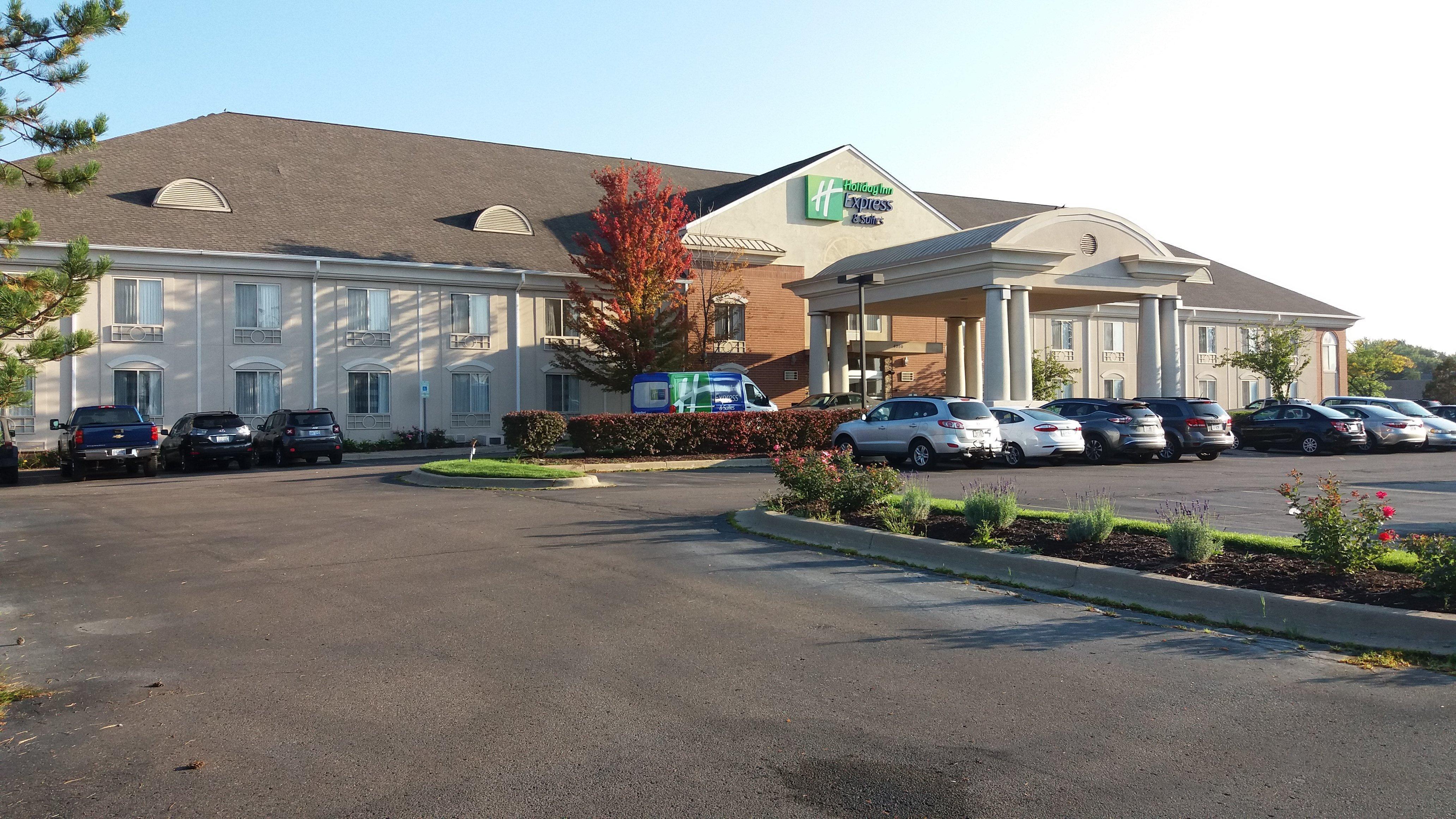 Holiday Inn Express Hotel & Suites Waterford By Ihg Exterior photo